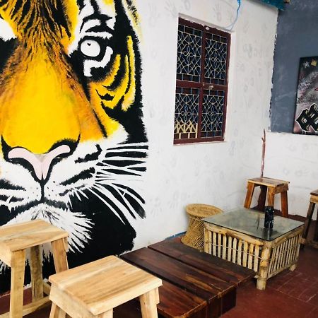 Gurukulam Hostel Pondicherry Exteriör bild