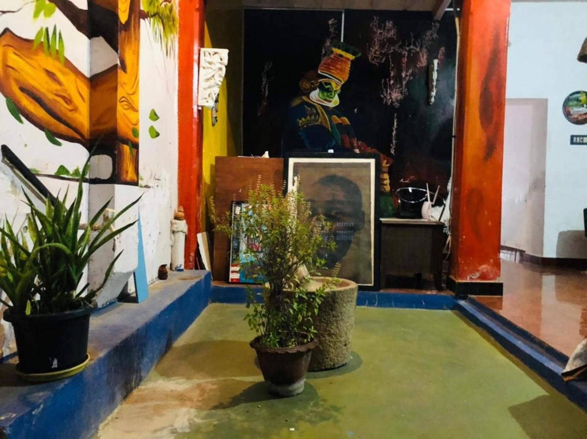 Gurukulam Hostel Pondicherry Exteriör bild